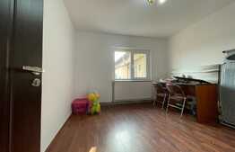 Apartament 3 camere, decomandat, 68 mp utili, 1 Mai