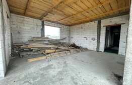 Casa pe un singur nivel, 600 mp teren, zona Bariera Valcii