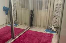 Apartament 3 camere, etaj intermediar, zona Valea Rosie 