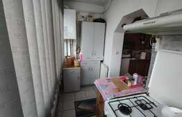 Apartament 3 camere, decomandat, 68 mp, Rovine, zona Borcanul cu Miere 