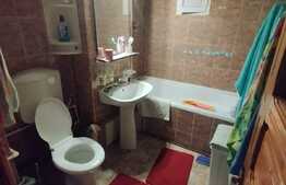 Apartament 3 camere, decomandat, 68 mp, Rovine, zona Borcanul cu Miere 