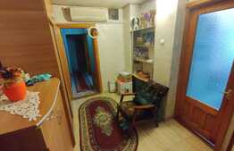 Apartament 3 camere, decomandat, 68 mp, Rovine, zona Borcanul cu Miere 