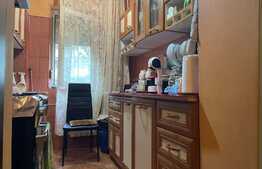 Apartament 2 camere, semidecomandat, 40 mp utili, zona Craiovita Noua