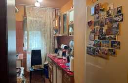 Apartament 2 camere, semidecomandat, 40 mp utili, zona Craiovita Noua