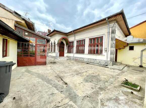 Casa de vânzare 4 camere Central - 83931CV | BLITZ Craiova | Poza2