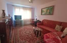 Apartament de 2 camere, decomandat, etaj intermediar, zona Garii