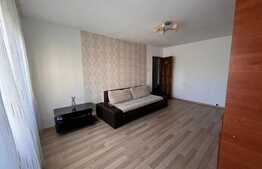 Apartament de 2 camere decomandat, zona Brazda