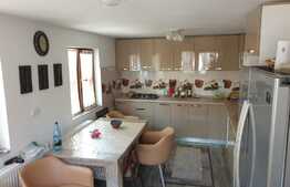 REDUCERE! Casă cu flori P + M, 144 mp utili, 450 mp teren, zona Metro