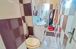 Apartament 3 camere, etaj intermediar, Craiovita Noua