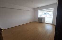  Apartament de 3 camere bilateral si decomandat, 73 mp, Sarari