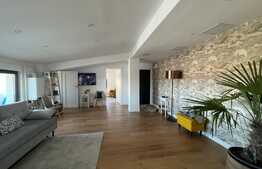 Apartament de 3 camere, 70 mp, bloc nou! Central!