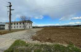 Cladire 400 mp, teren 6000 mp, oras Filiasi