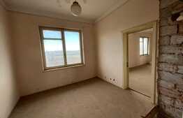 Cladire 400 mp, teren 6000 mp, oras Filiasi