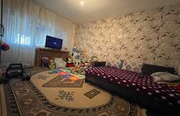 Apartament 3 camere, decomandat, 2 bai, 67 mp, zona Valea Rosie 