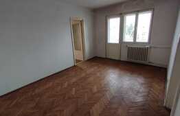 Apartament 3 camere, etaj intermediar, zona Centrala (Lido)