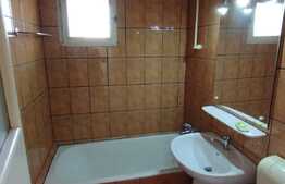 Apartament 3 camere, etaj intermediar, zona Centrala (Lido)