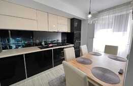 Apartament 2 camere, decomandat, parcare, zona Craiovita
