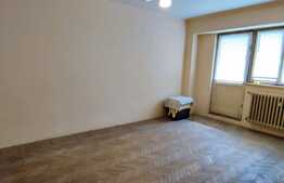 Apartament 2 camere, etaj intermediar, zona Intim Lapus