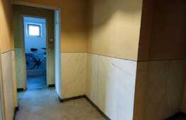 Apartament 2 camere, etaj intermediar, zona Intim Lapus
