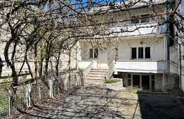 Casă individuală S + P + E 235 mp utili, teren 434 mp, zona Grădina Botanică