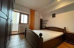 Apartament 3 camere, spațios, decomandat, zona Centrala