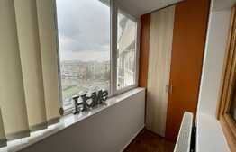 Apartament 3 camere, spațios, decomandat, zona Centrala