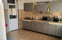 Apartament 2 camere, decomandat, zona George Enescu