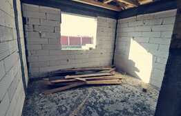 Case plan parter, 80 mp, 320 mp teren, zona Capsunarie