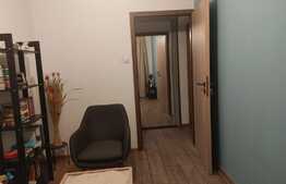 Apartament de 3 camere, decomandat, in zona strazii Spaniei