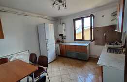 Apartament 3 camere, 110 mp, balcon, zona Gradina Botanica