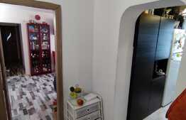 Apartament 3 camere, 50 mp, etaj intermediar, zona Rovine 