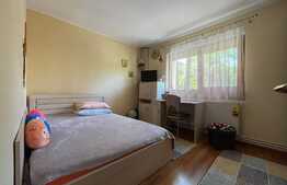 Apartament 3 camere, 64 mp, luminos, semidecomandat, zona Rovine