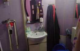 Apartament 2 camere, etaj intermediar, zona Valea Rosie 