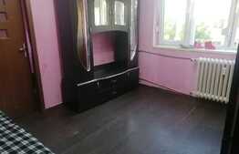 Apartament 3 camere, etaj intermediar, zona Valea Rosie