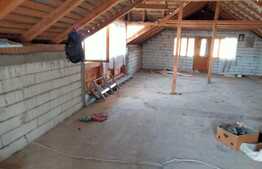 Casa noua P+M, zona Racarii de Jos