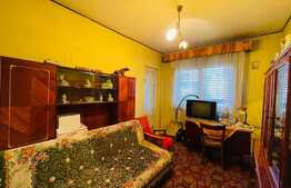 Apartament de 4 camere, 81 mp, in 