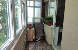 Apartament de 4 camere, zona Gradinita ,, Casuta cu Povesti