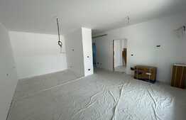 Garsoniera, 42 mp, etaj intermediar, cartierul 1 Mai