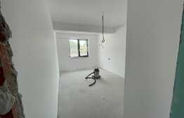 Apartament de 3 camere, 90 mp, zona 1Mai