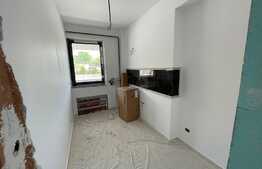 Apartament de 3 camere, 90 mp, zona 1Mai