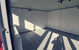 Spatii Comerciale,25-30 mp utili, zona cu trafic intens la cheie!