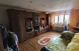 Apartament de 2 camere, 50 mp, decomandat, Valea Rosie(Restaurant Dacia) 