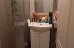 Apartament de 2 camere, 40 mp, semidecomandat,Craiovita, zona Orizont