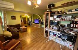 Apartament 3 camere, 2 bai, 90 mp, zona Rovine 