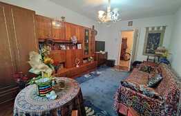 Apartament de 3 camere, 63 mp, parter, zona Dezrobirii