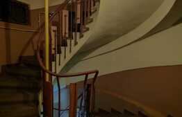 Apartament de 4 camere, 84 mp, decomandat, zona Centrul Vechi