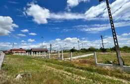 Teren IV potrivit dezvoltare ansamblu rezidențial - 6.400 mp în parcele de 400 mp, toate utilitățile, zona Aeroport