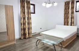 Casa cu 4 apartamente, 309 mp, teren 715 mp, zona Central