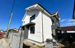 Casă individuală 153 mp utili, 275 mp teren, terasa, zona Damila