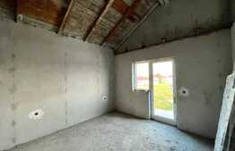 Casă individuală 153 mp utili, 275 mp teren, terasa, zona Damila